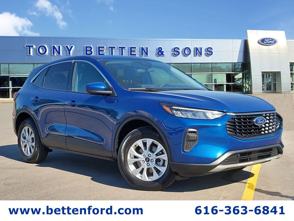 2023 Ford Escape SUV 