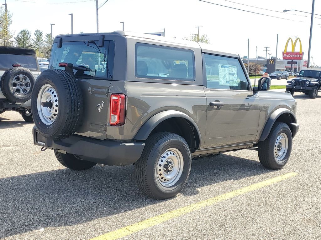 New 2026 Ford Bronco Base SUV