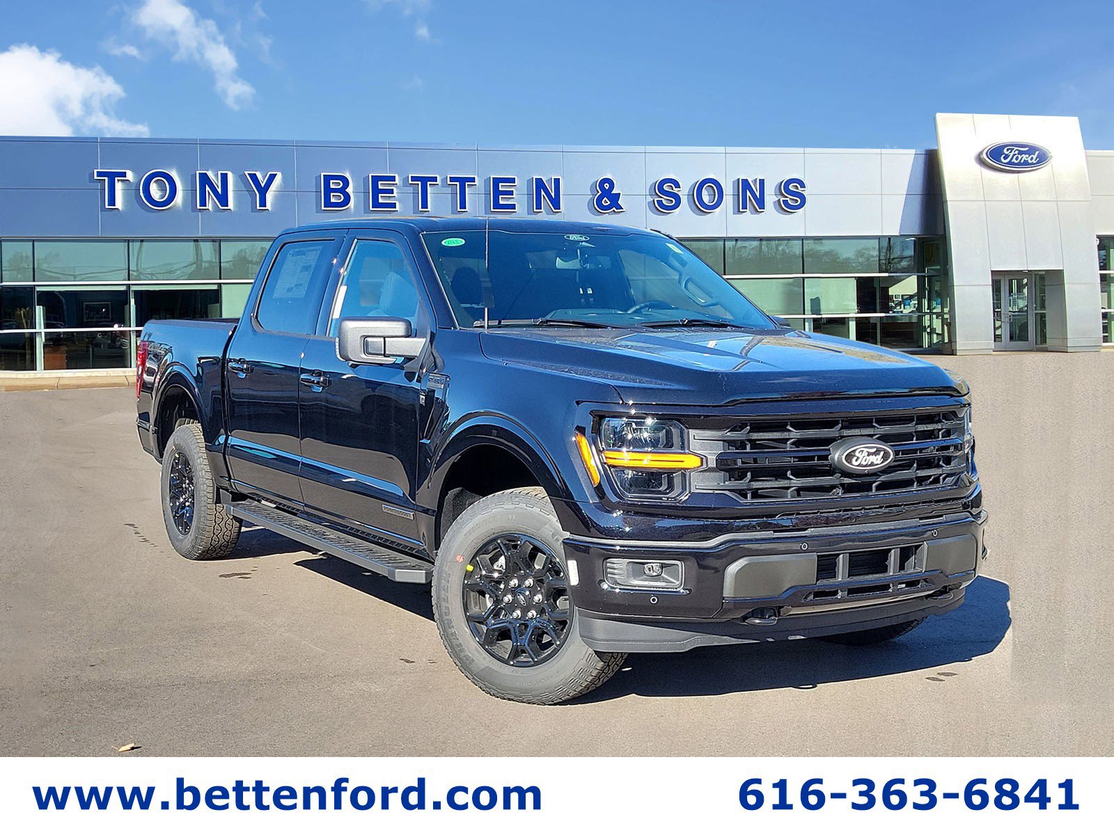 2025 Ford F-150 XLT's photo