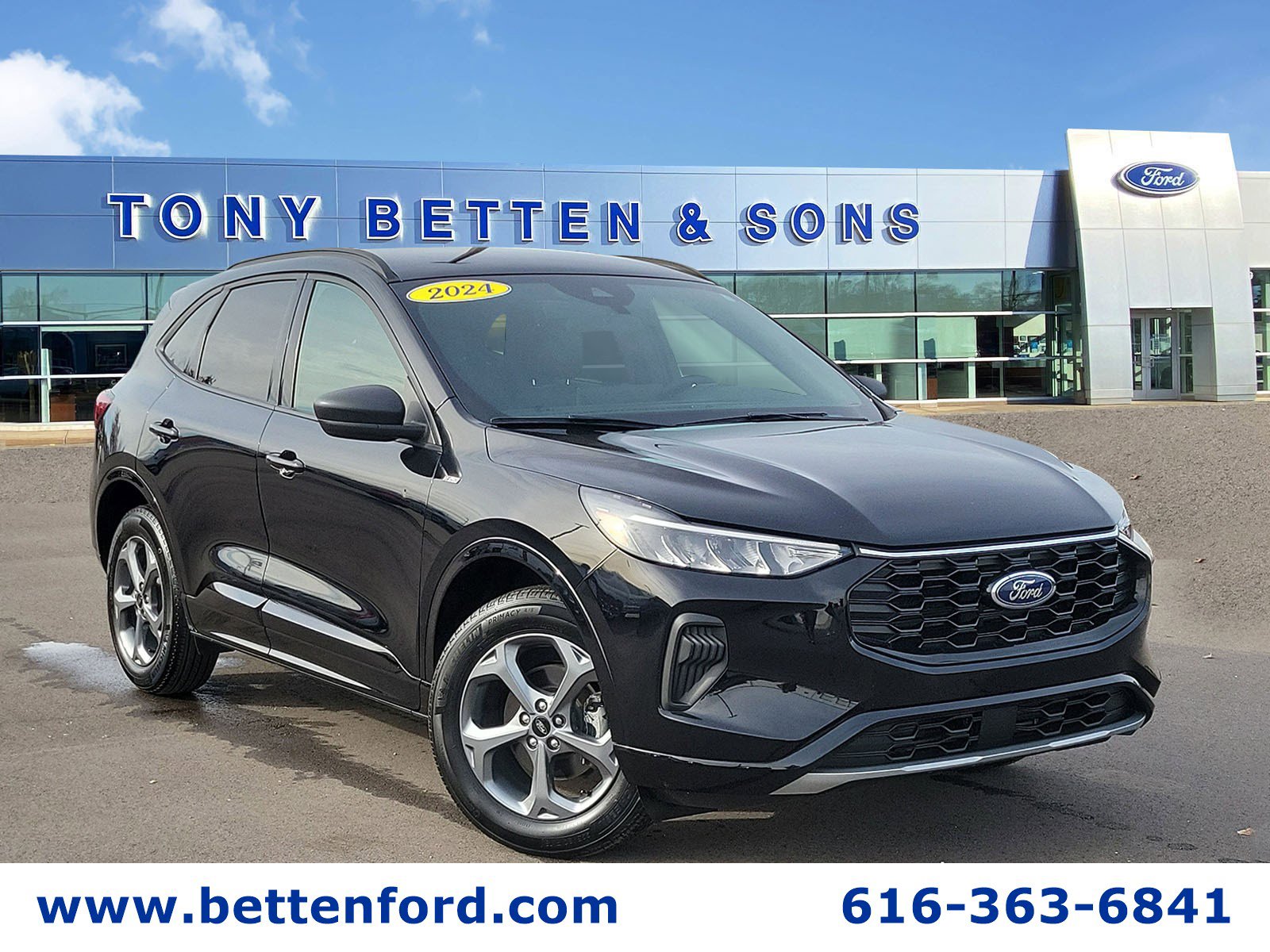 2024 Ford Escape ST-Line's photo