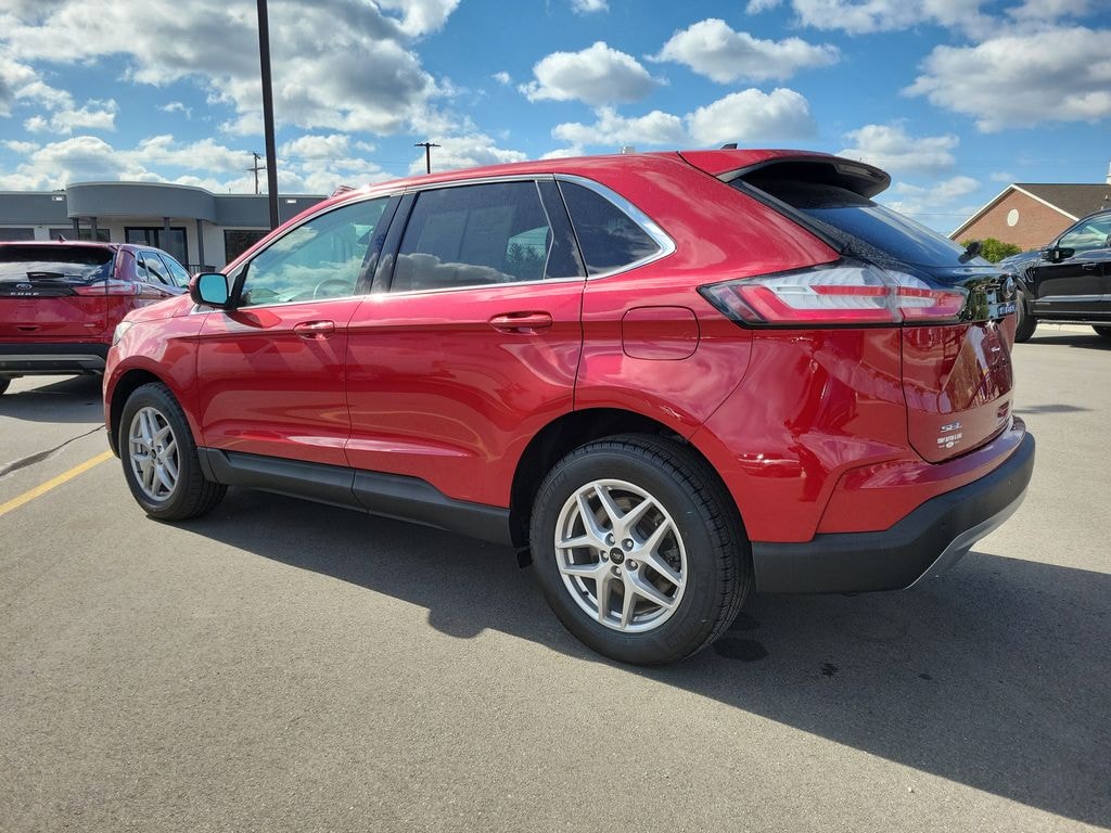 Used 2024 Ford Edge SEL SUV