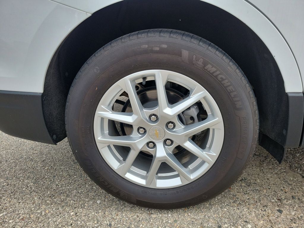 2022 Chevrolet Equinox LT - Photo 10