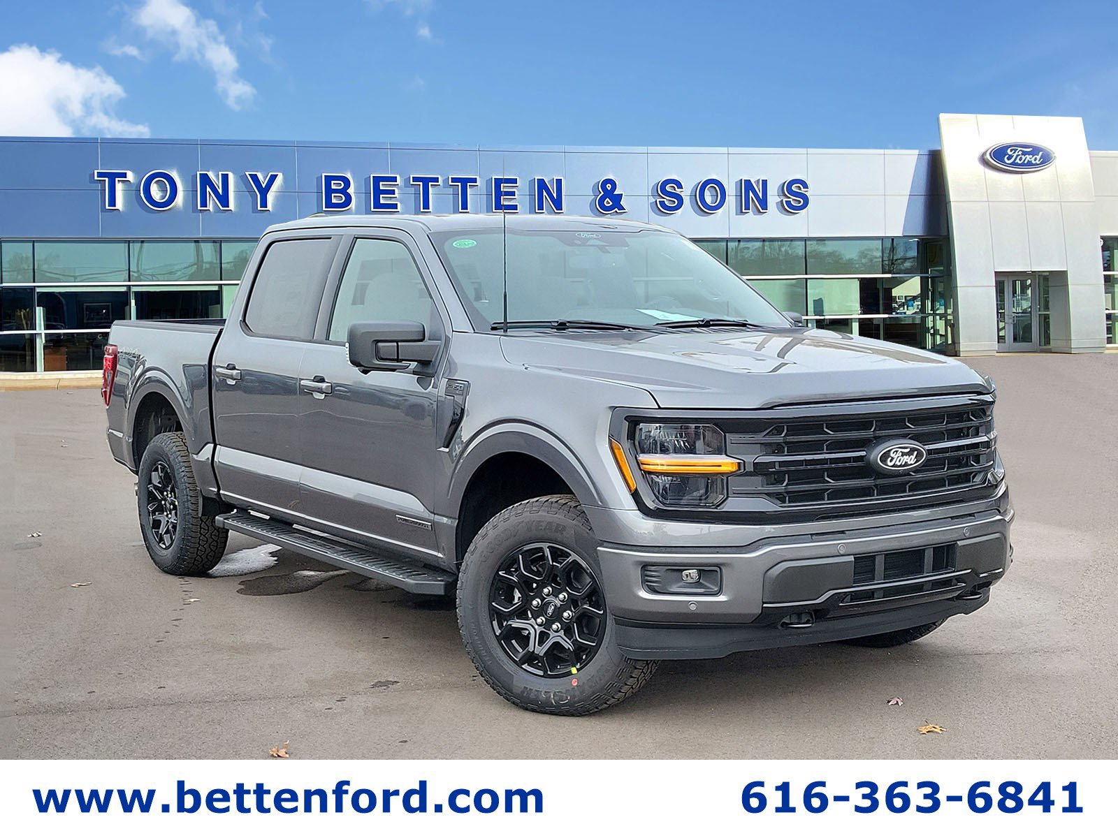 2025 Ford F-150 XLT's photo