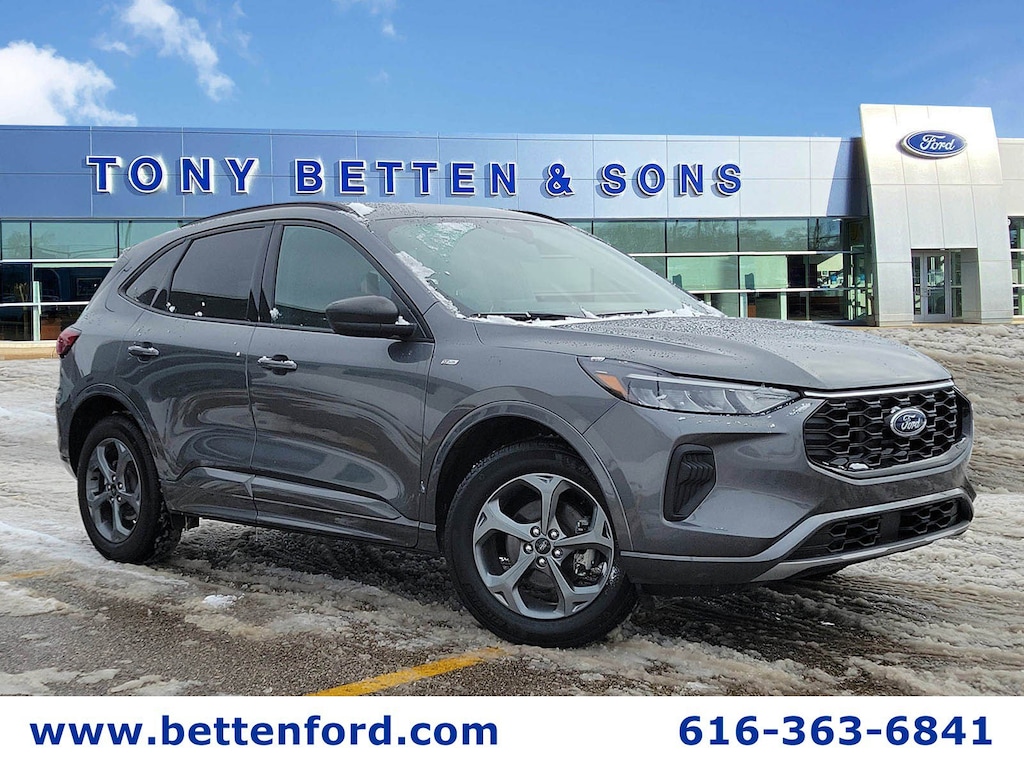 Used 2023 Ford Escape ST-Line, Tech#1 Pkg/ Nav/ Cold Weather/ 18s/ AWD