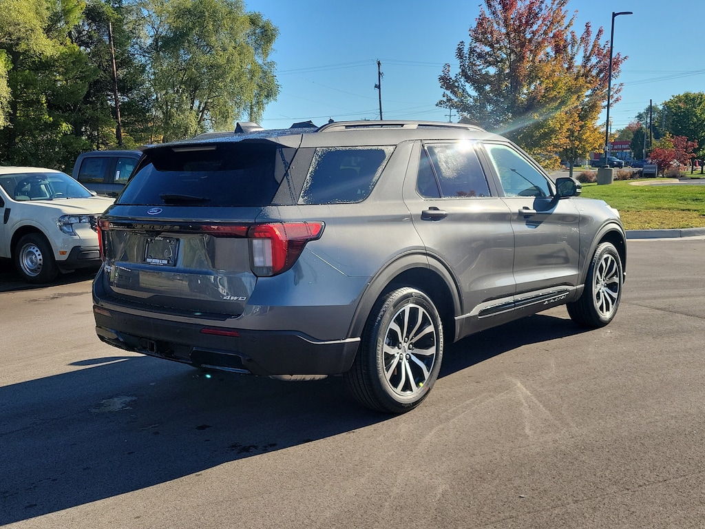 New 2026 Ford Explorer ST-Line SUV