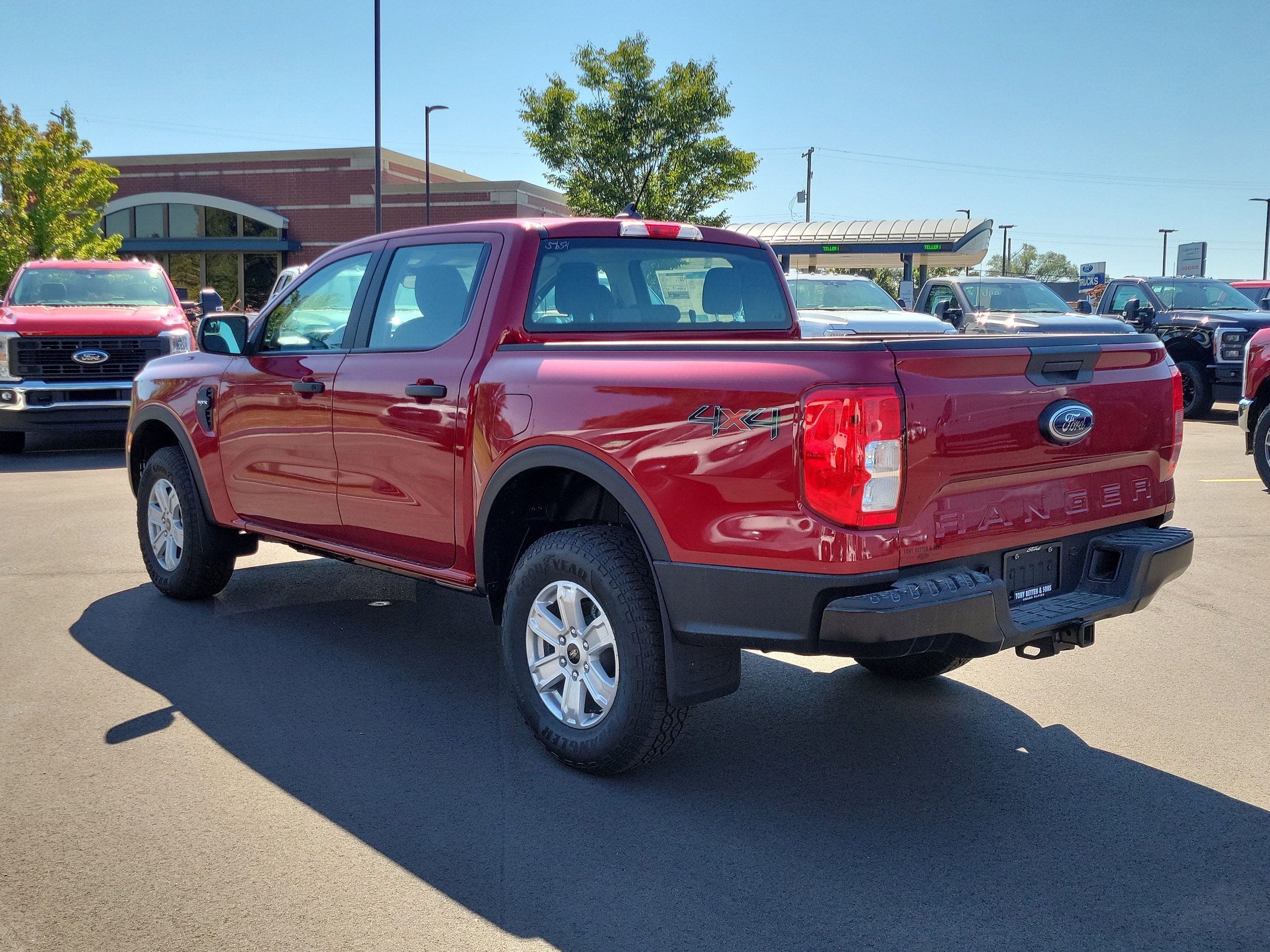 2025 Ford Ranger XL photo 2