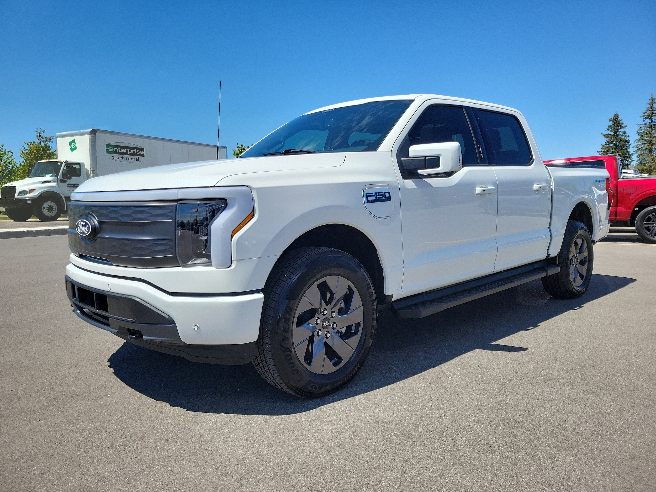 Used 2025 Ford F-150 Lightning Lariat with VIN 1FT6W5L71SWG03764 for sale in Grand Rapids, MI