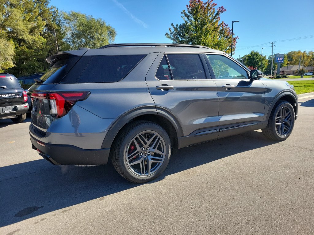 New 2027 Ford Explorer ST-Line SUV