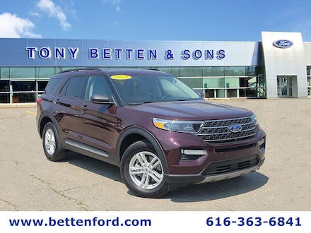 2023 Ford Explorer XLT/ Nav/ 2nd Row Buckets/ Power Liftgate/ 4WD