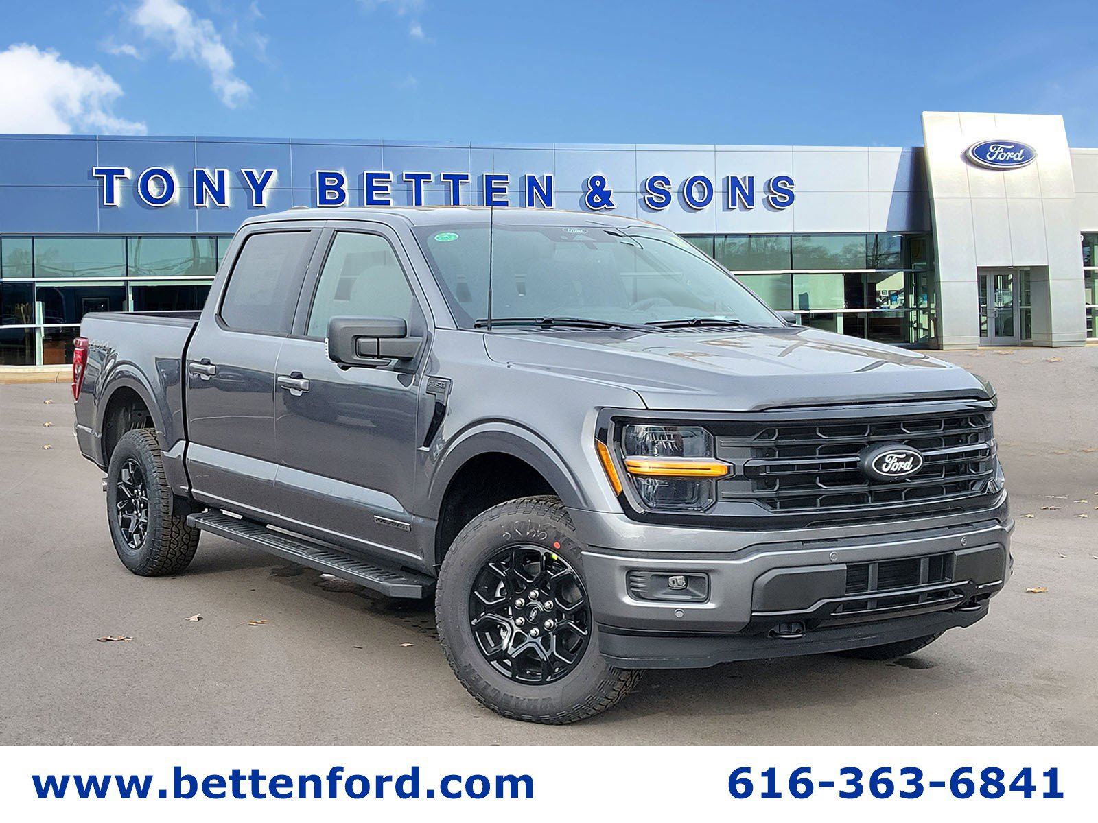 2025 Ford F-150 XLT's photo