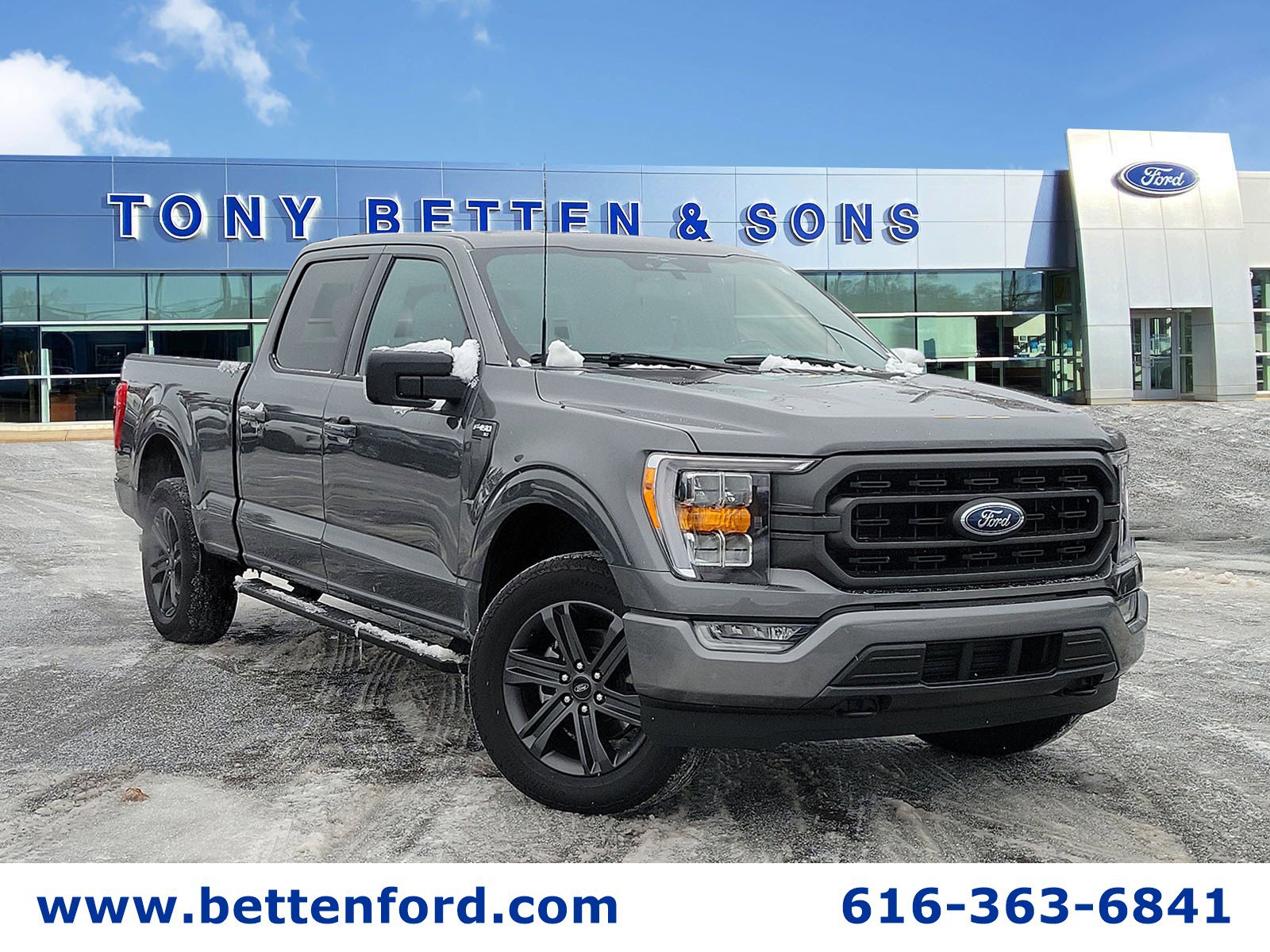 2023 Ford F-150 XLT's photo