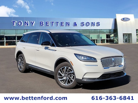 2022 Lincoln Corsair Nav/ Elements Pkg/ Power Liftgate/ Leather/ AWD