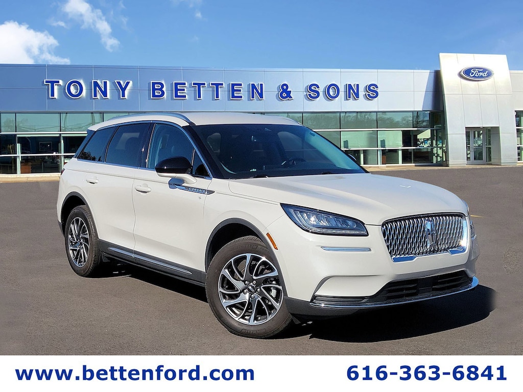 Used 2022 Lincoln Corsair Nav/ Elements Pkg/ Power Liftgate/ Leather/ AWD