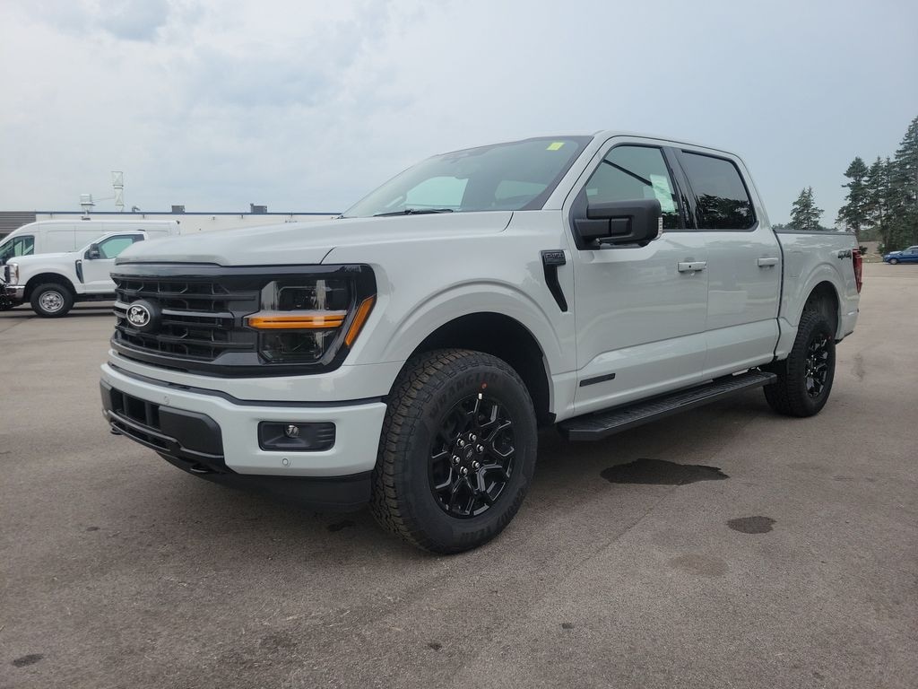 New 2026 Ford F-150 XLT Truck SuperCrew Cab