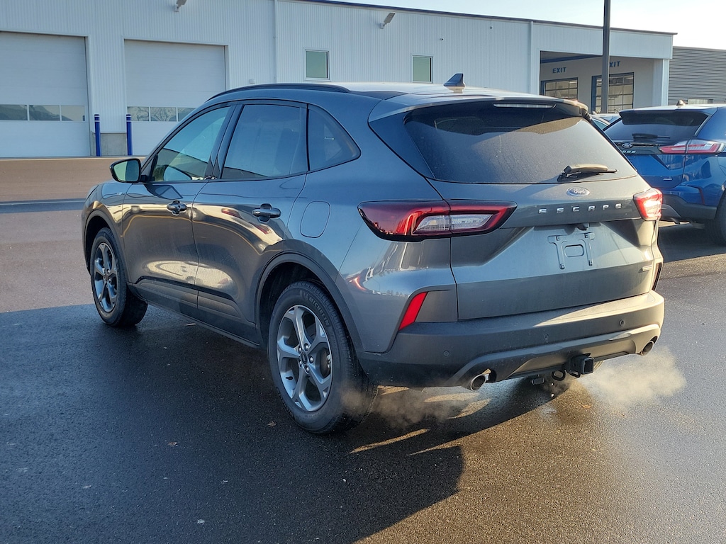 Used 2025 Ford Escape ST-Line Select Hybrid/ Tech#1 Pkg/ Nav/ Tow Pkg/ AWD