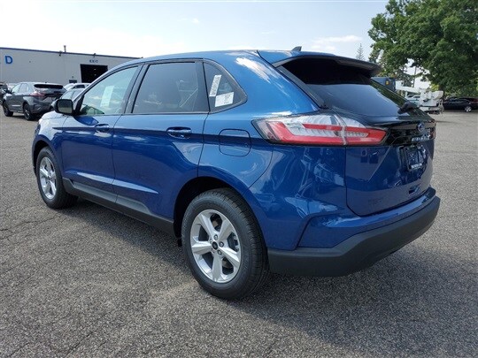 2024 Ford Edge SE photo 4
