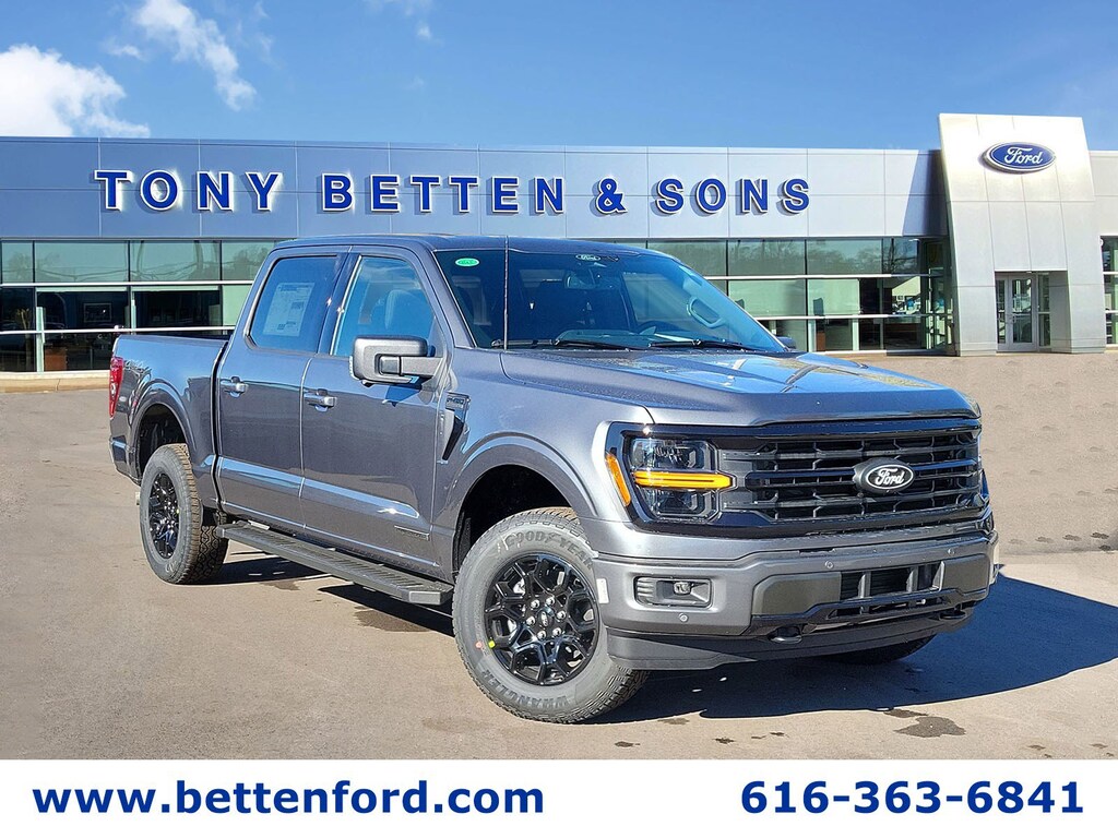 New 2025 Ford F-150 XLT Truck SuperCrew Cab