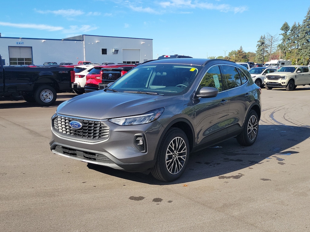 New 2026 Ford Escape Plug-in Hybrid SUV