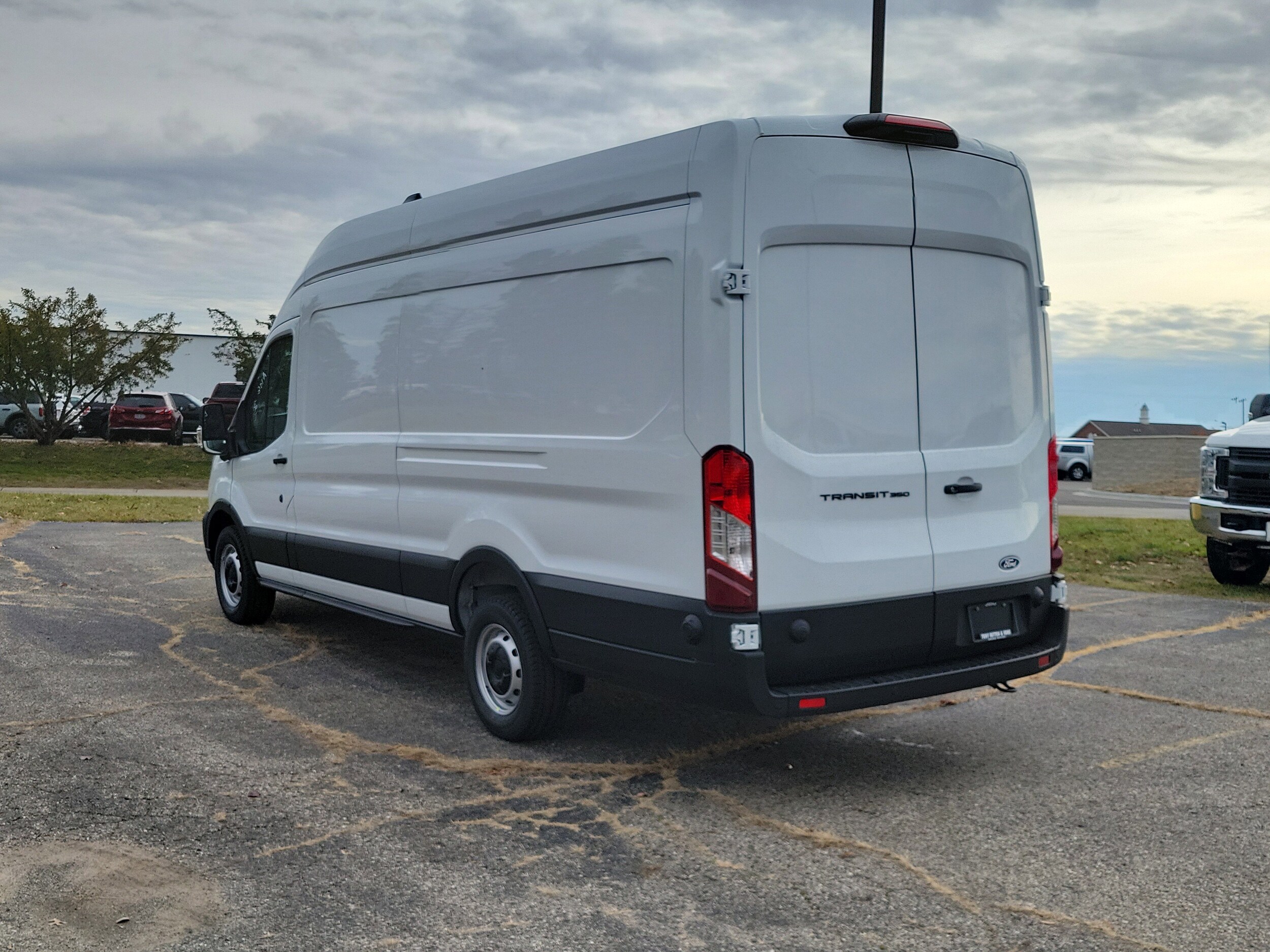 2026 Ford Transit photo 3