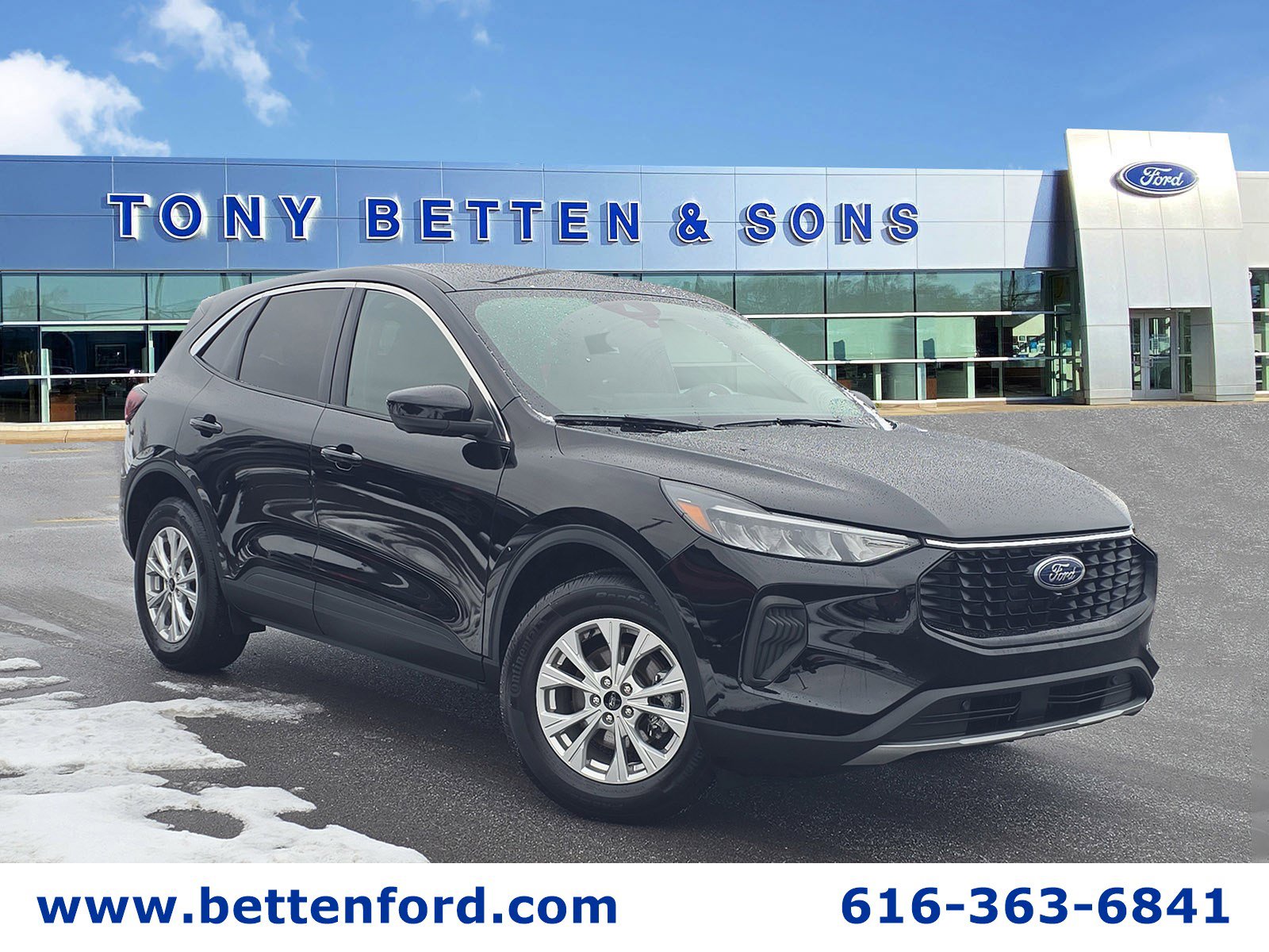 2023 Ford Escape Base's photo