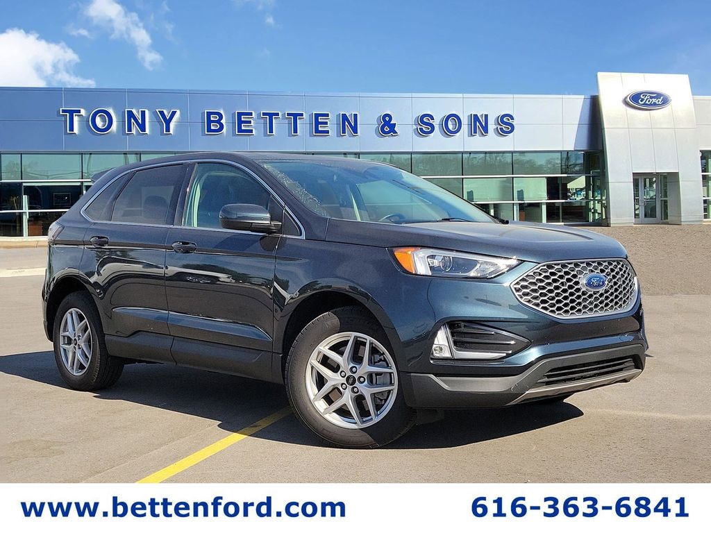 Used 2024 Ford Edge SEL SUV