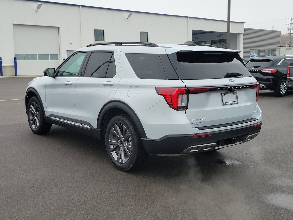 Used 2025 Ford Explorer Active/ 2nd Row Buckets/ 20s/ Cold Weather/ Power 4WD