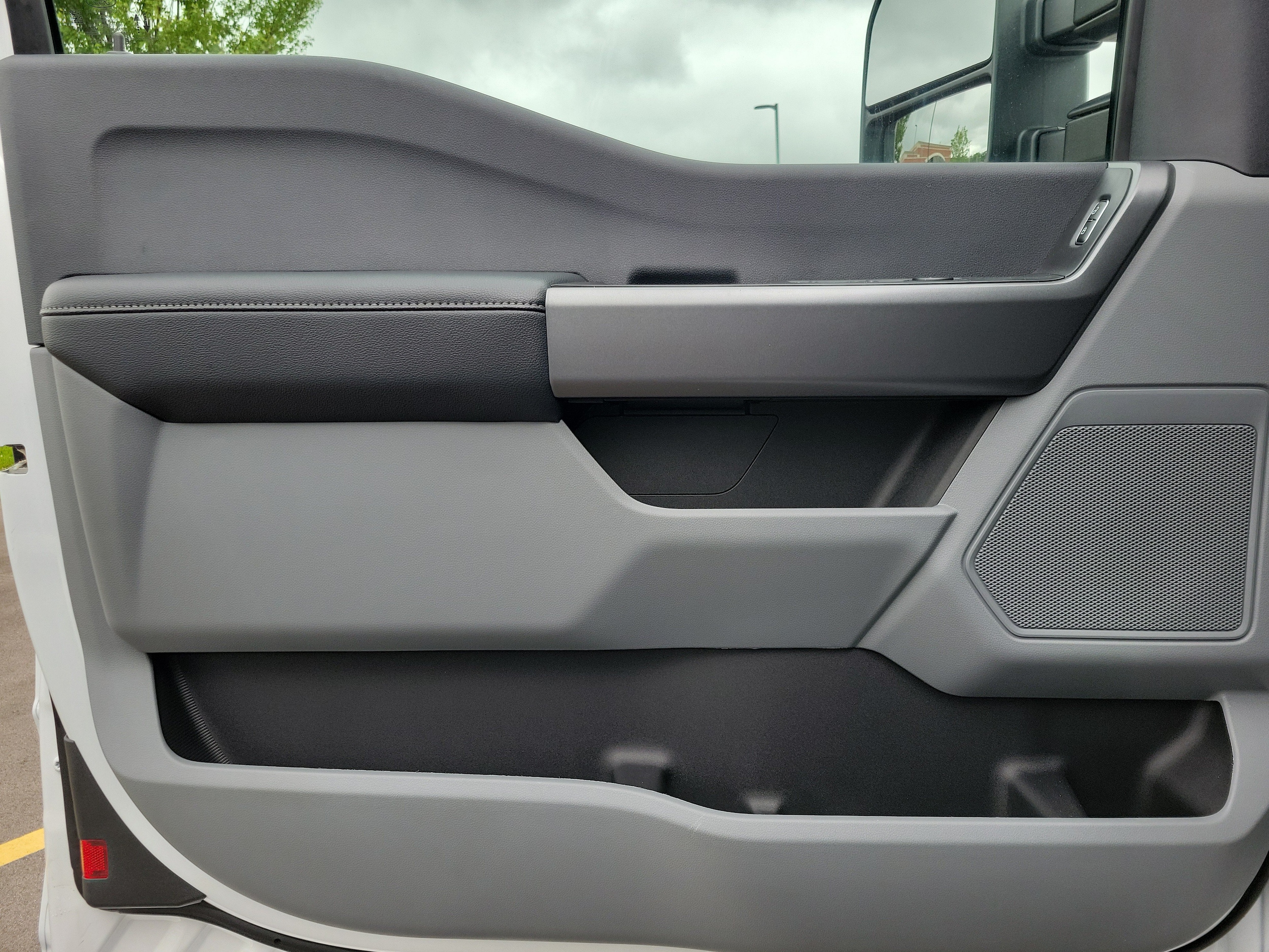 2026 Ford F-350 Super Duty XL - Photo 16