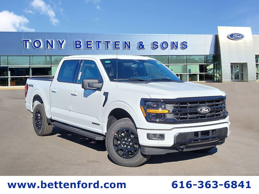 New 2025 Ford F-150 XLT Truck SuperCrew Cab