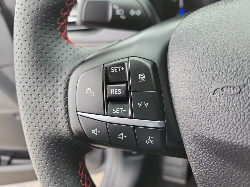 2023 Ford Escape ST-Line - Photo 23
