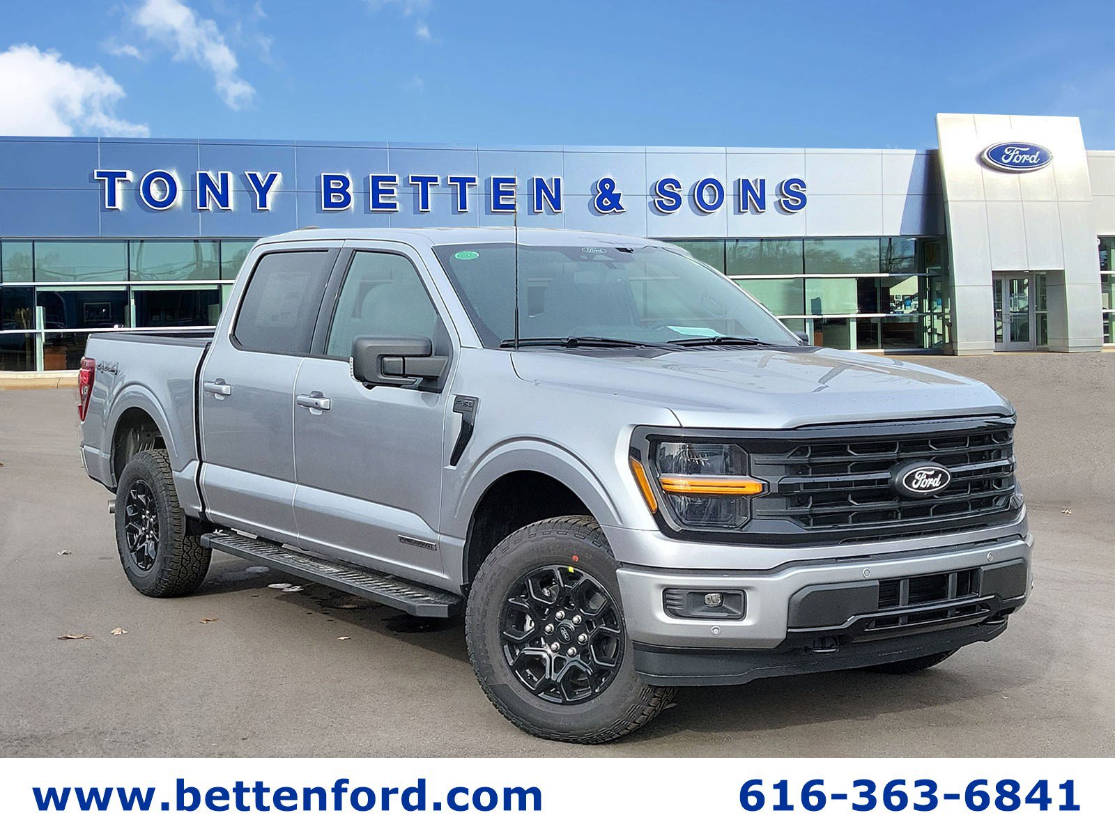 2025 Ford F-150 XLT's photo