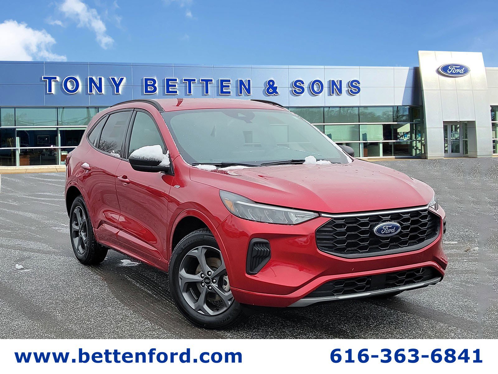 2024 Ford Escape ST-Line's photo