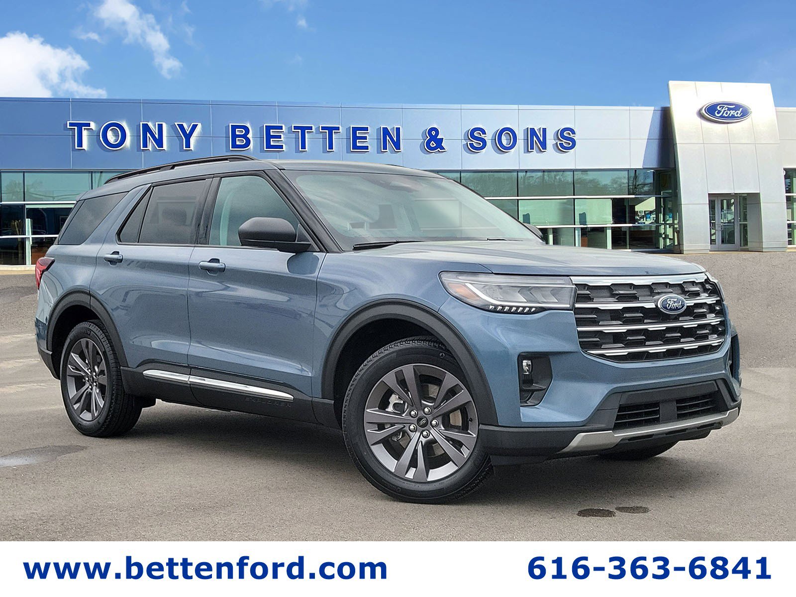2025 Ford Explorer Active 4WD (PL535)'s photo