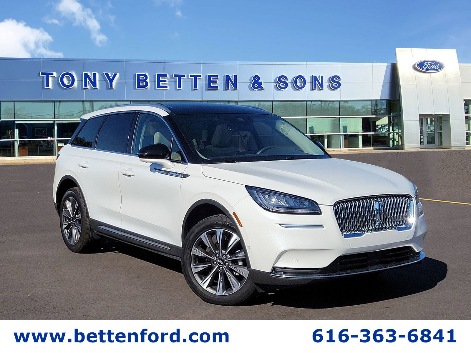 2022 Lincoln Corsair Reserve's photo