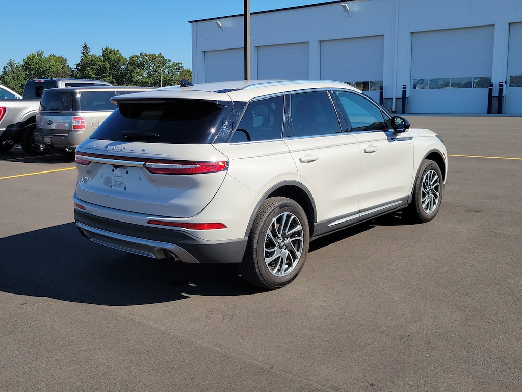 Used 2022 Lincoln Corsair Nav/ Elements Pkg/ Power Liftgate/ Leather/ AWD