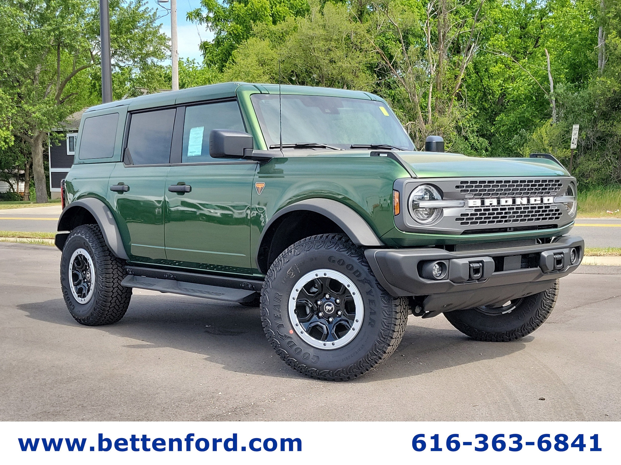 2025 Ford Bronco Badlands 4x4's photo