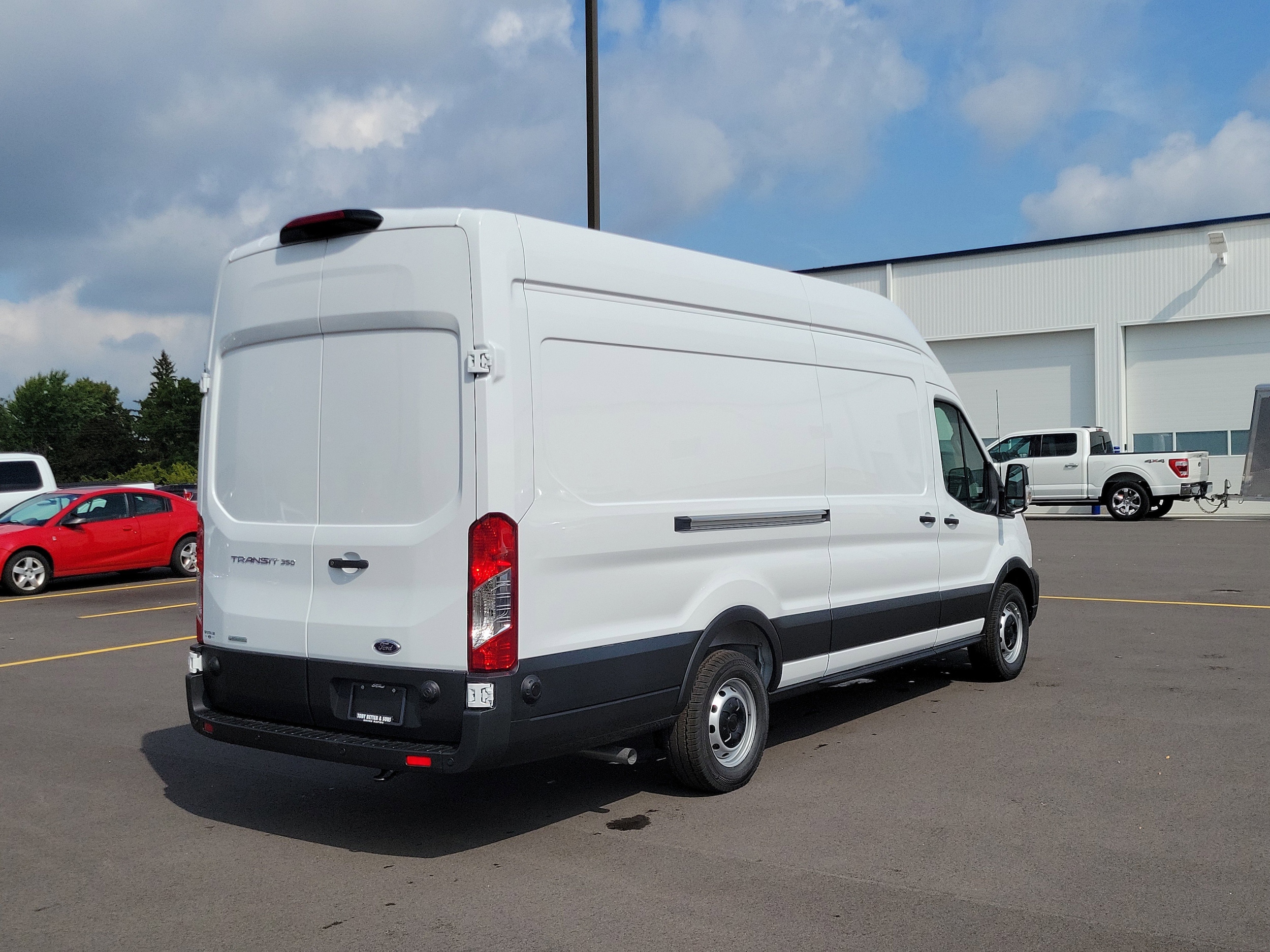 2025 Ford Transit photo 2