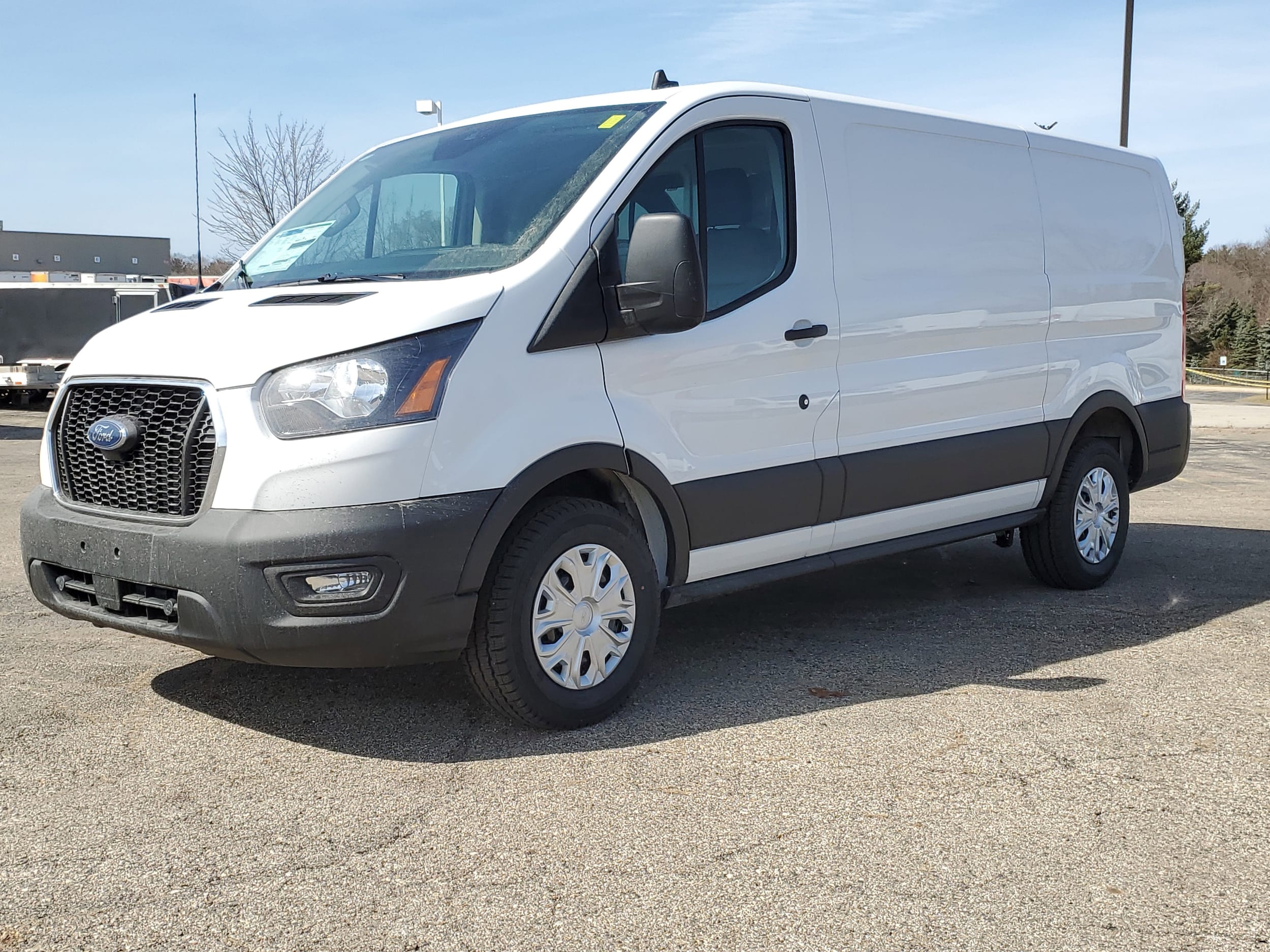 2025 Ford Transit photo 2