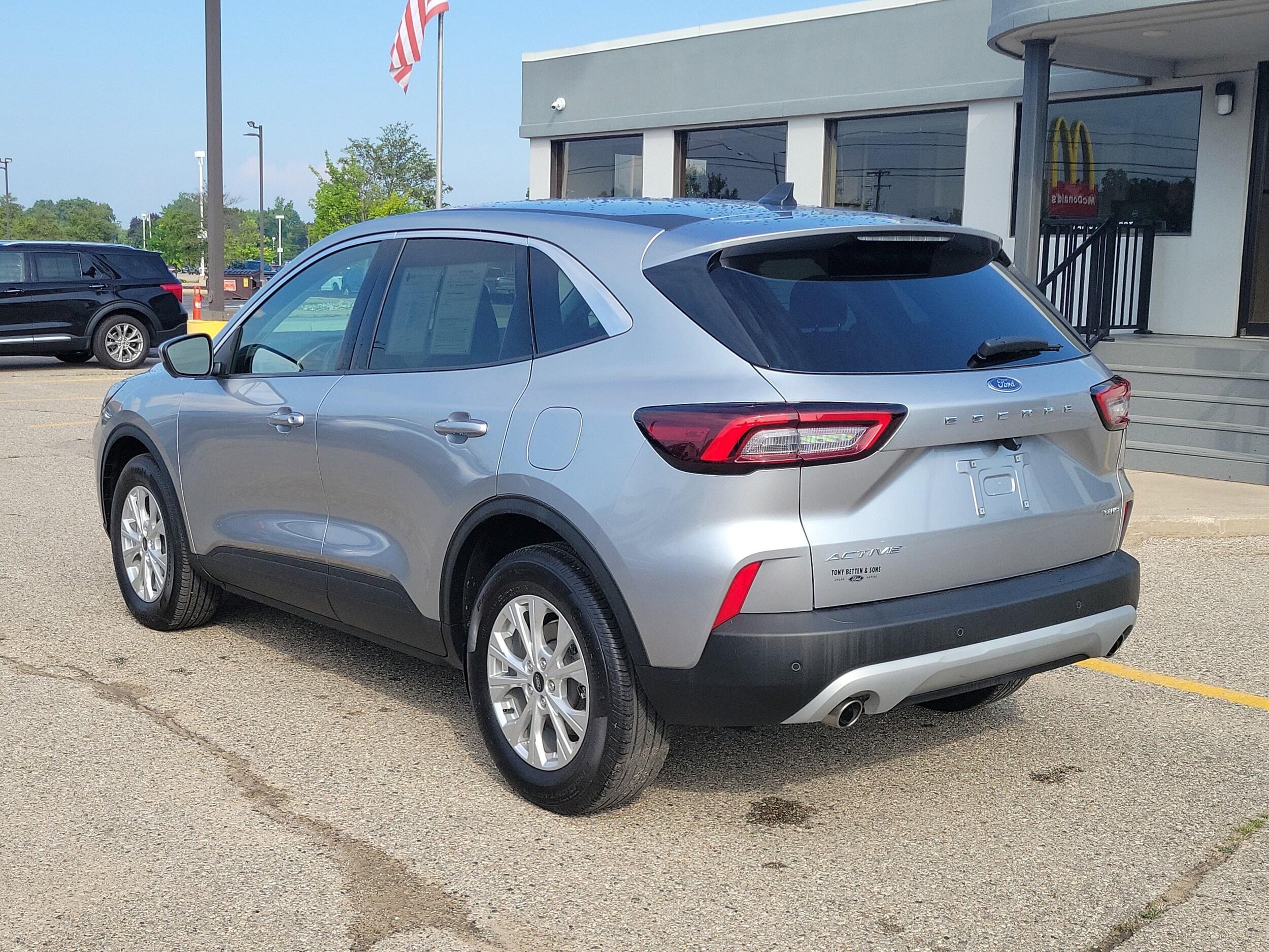 2023 Ford Escape Active photo 3