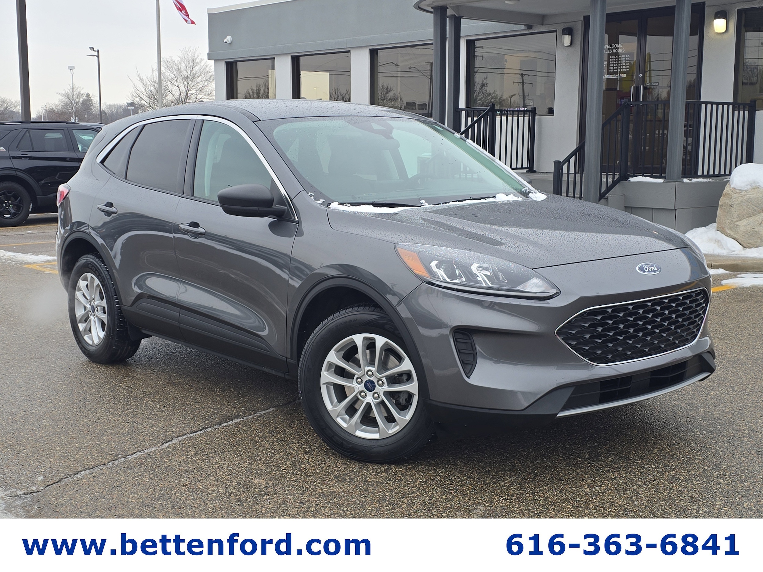 2022 Ford Escape SE