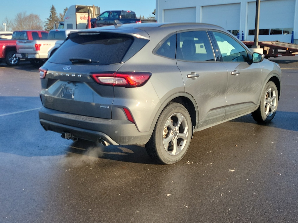 Used 2025 Ford Escape ST-Line Select Hybrid/ Tech#1 Pkg/ Nav/ Tow Pkg/ AWD