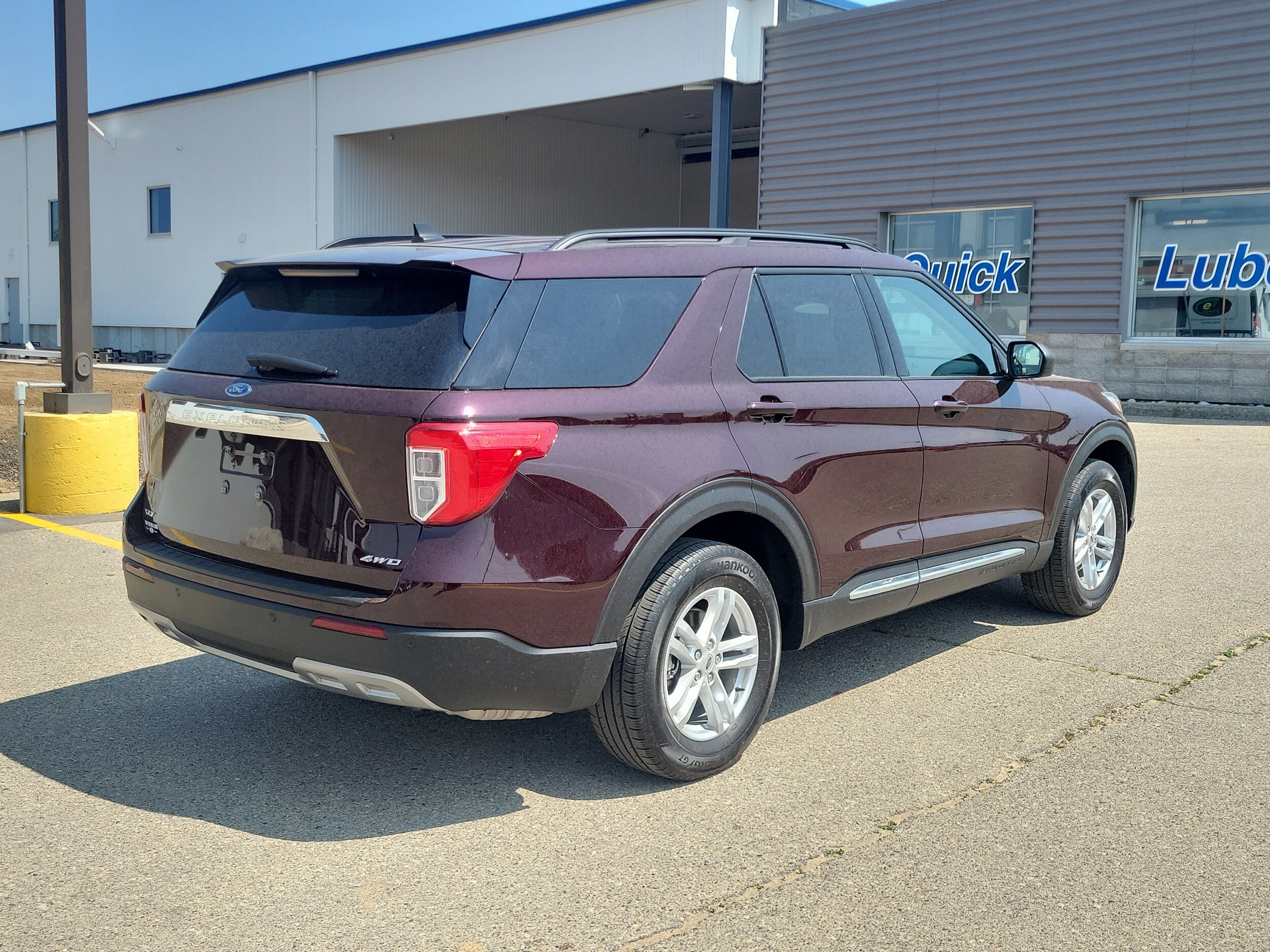2023 Ford Explorer XLT photo 4