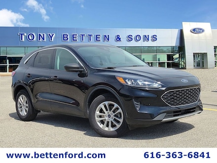 2022 Ford Escape SE SUV