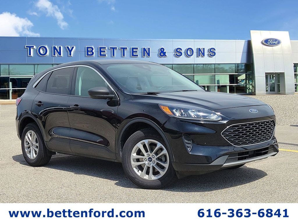 Used 2022 Ford Escape SE SUV