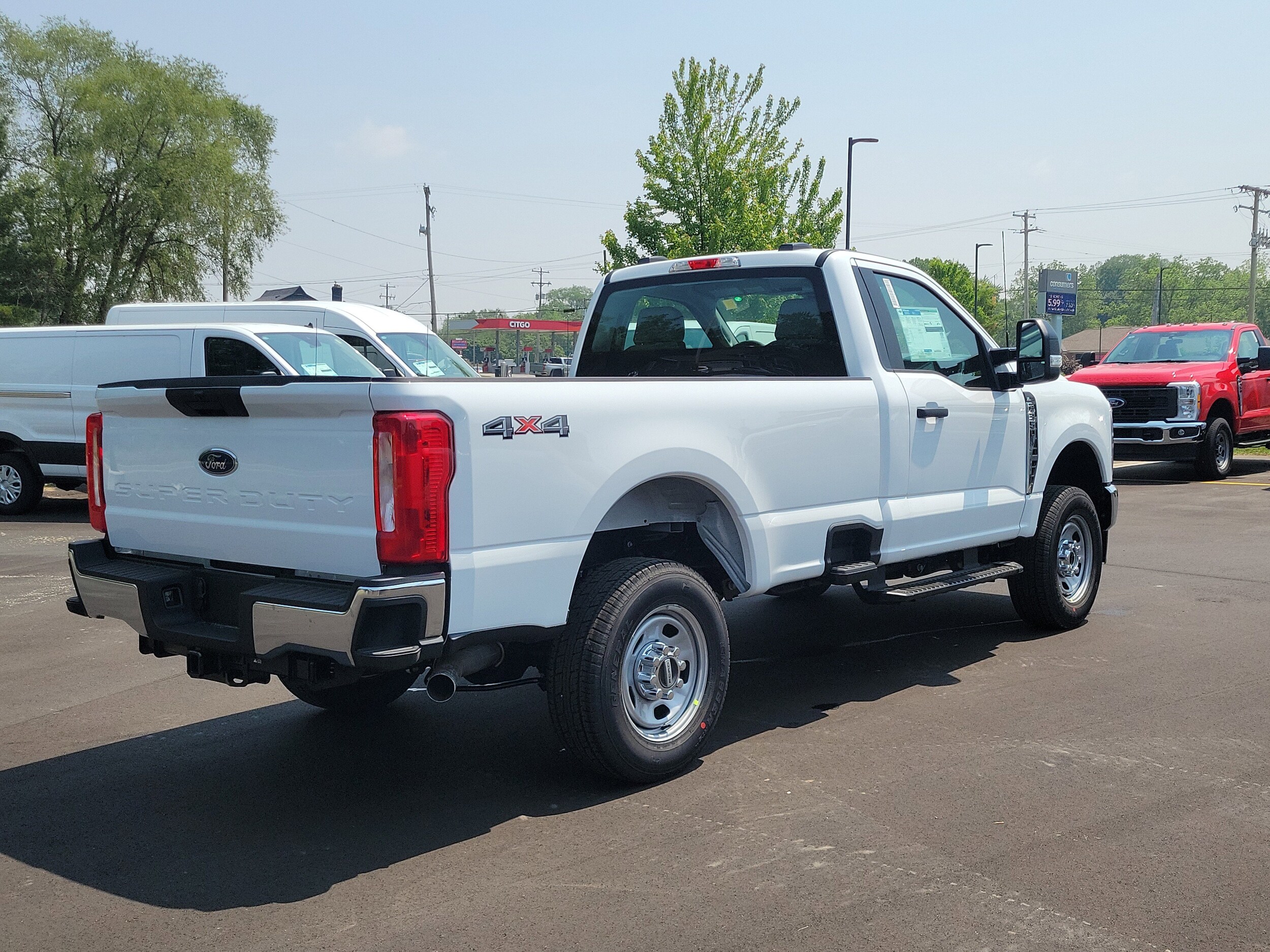 2025 Ford F-350 XL photo 4