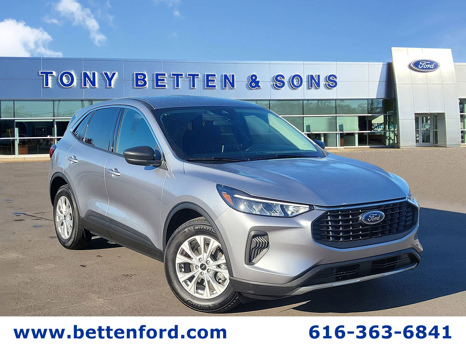 2023 Ford Escape Active's photo