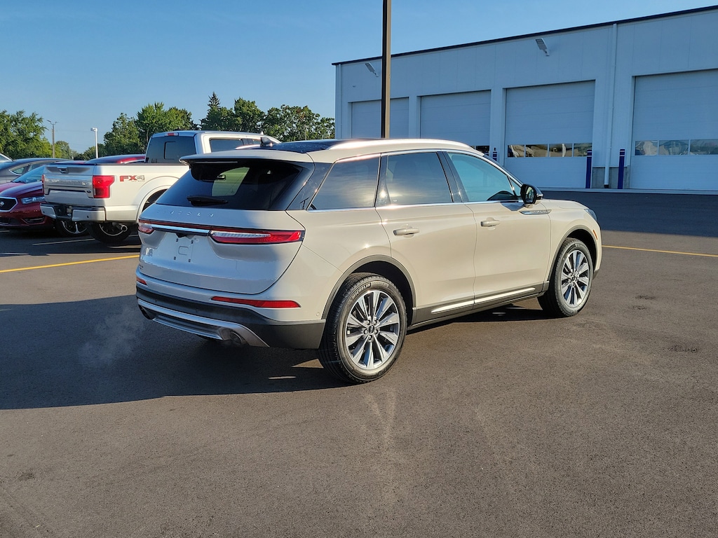 Used 2022 Lincoln Corsair Reserve/ Moon/ Nav/ Elements Pkg/ 19s/ AWD