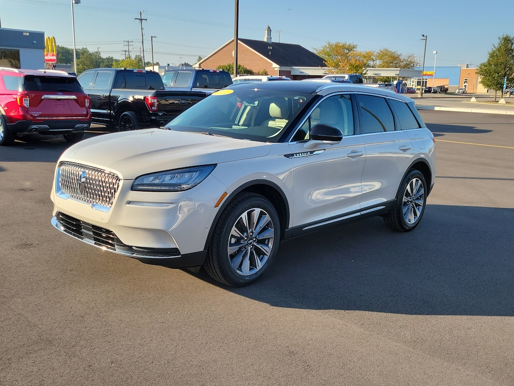 Used 2022 Lincoln Corsair Reserve/ Moon/ Nav/ Elements Pkg/ 19s/ AWD