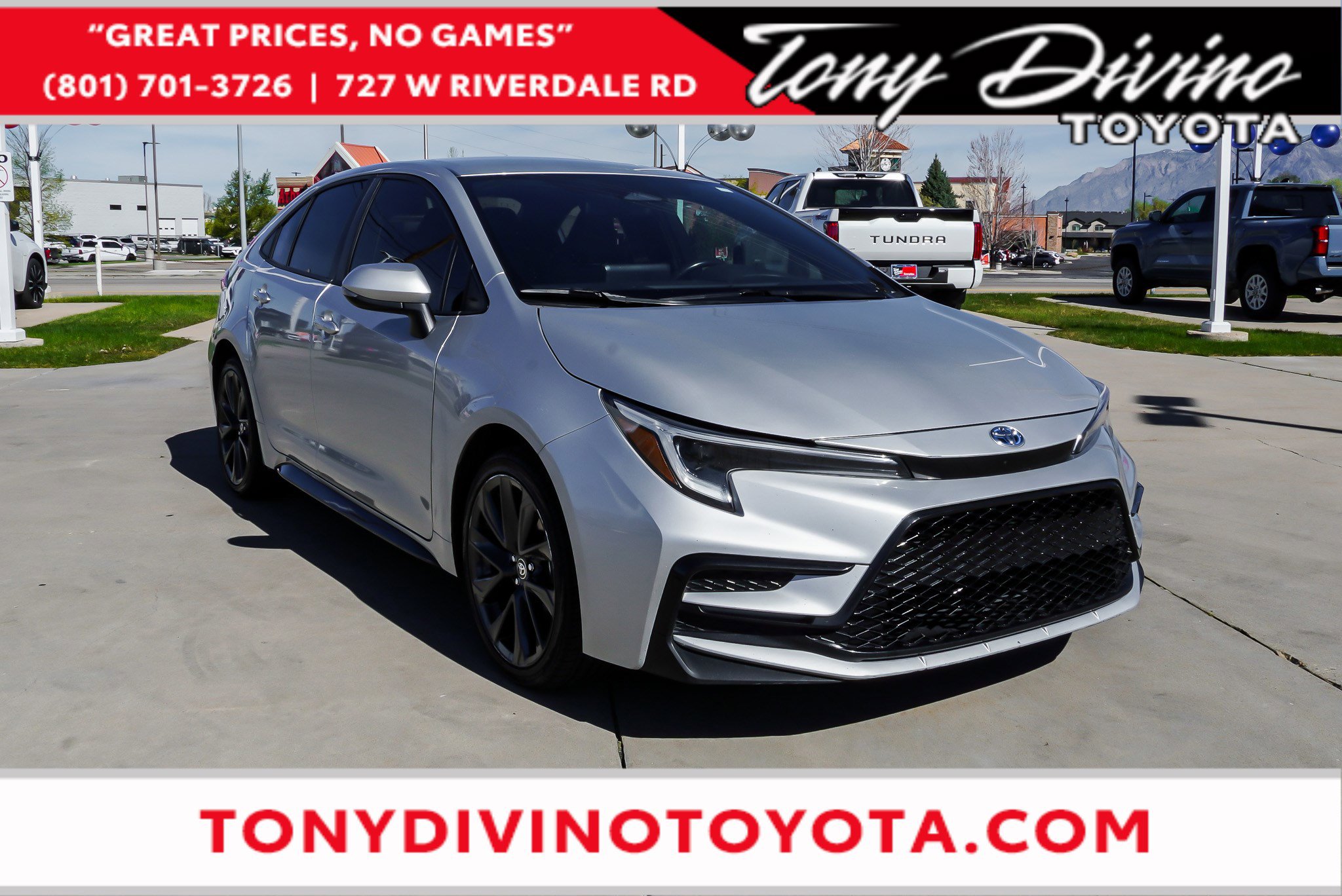 2023 Toyota Corolla SE Hybrid CVT's photo