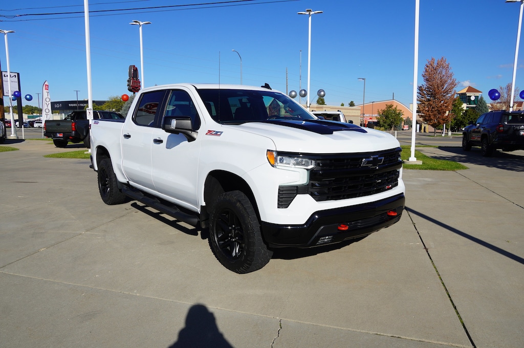 Used 2022 Chevrolet Silverado 1500 LT Trail Boss Truck Crew Cab