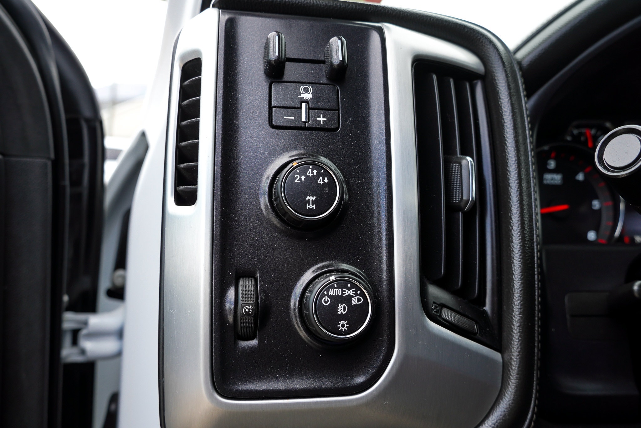 2016 GMC Sierra 2500HD SLE - Photo 18